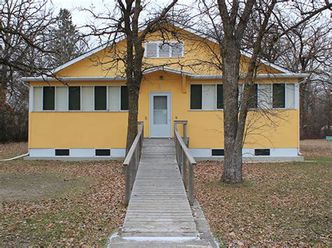 Historic Sites of Manitoba: Dunnottar Community Hall (Community Road.